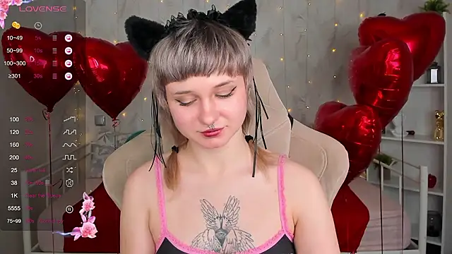 Tori Cutie online show from February 2026 12:08:01 AM