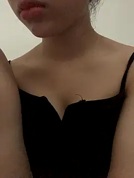 Nguyenha11 online show from October 2025 08:26:02 AM