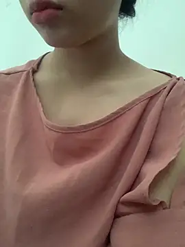 Nguyenha11 online show from September 2025 08:26:02 AM