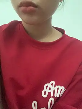 Nguyenha11 online show from September 2025 08:31:02 AM