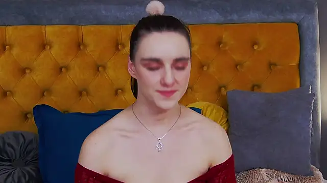 Jessica White  online show from May 2026 04:18:02 AM