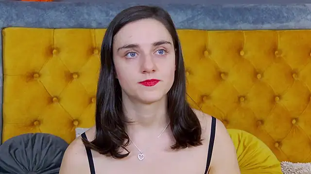 Jessica White  online show from November 2025 04:02:01 AM