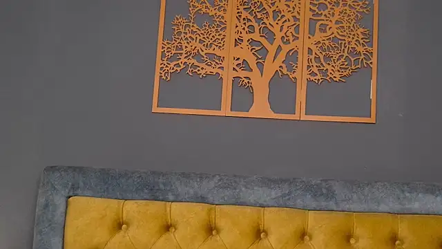 Snapshot of Jessica_White_ chatting on February 2026 04:01:01 AM Jessica White online show from February 2026 04:01:01 AM