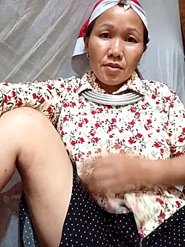 TinTin321 online show from October 2025 01:21:02 PM