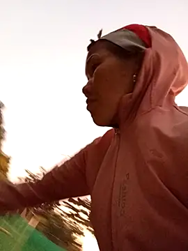 TinTin321 online show from November 2025 10:37:02 AM