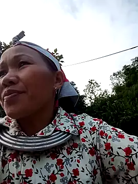 TinTin321 online show from October 2025 12:20:01 AM