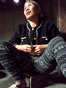 TinTin321 online show from December 2025 12:35:01 AM