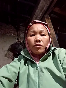 TinTin321 online show from November 2025 12:00:01 AM