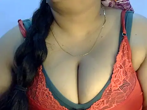 Snapshot of Siya_Akhor chatting on October 2025 08:50:01 PM Siya Akhor online show from October 2025 08:50:01 PM