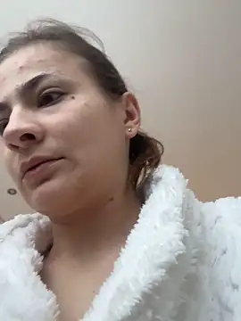 IsabellaEtha online show from December 2025 10:10:01 AM