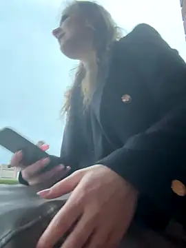 IsabellaEtha online show from October 2025 06:13:01 AM