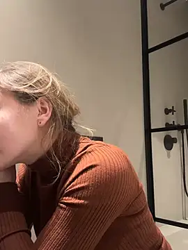 IsabellaEtha online show from February 2026 04:51:02 PM