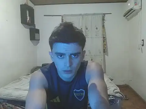Rodrigo99 9 online show from May 2026 04:15:01 AM