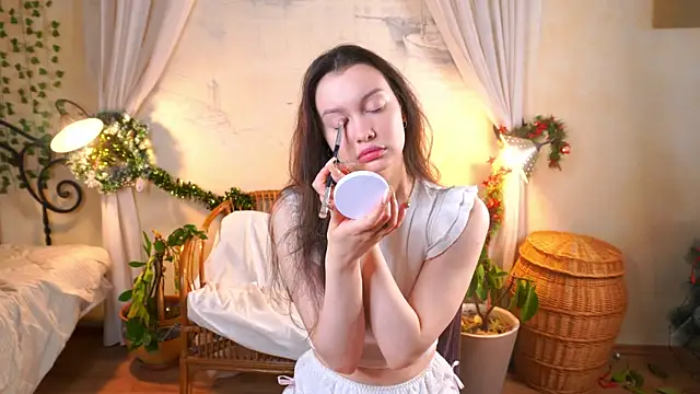 EvaDowe online show from February 2026 04:43:01 AM