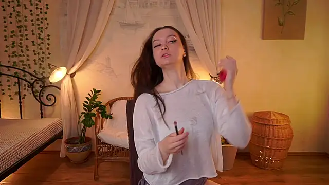 EvaDowe online show from December 2025 04:06:02 AM