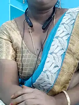 yelmaji91 online show from November 2025 04:49:02 AM