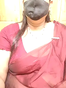Snapshot of sutari84 chatting on July 2026 04:31:01 AM sutari84 online show from July 2026 04:31:01 AM