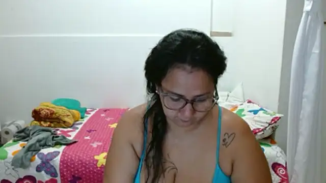 18and45couple online show from April 2026 04:06:01 AM