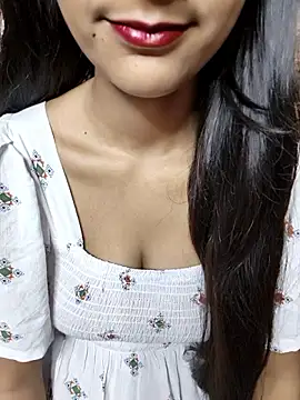 Indian-Aleena online show from October 2025 07:43:01 AM