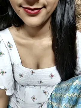 Indian-Aleena online show from October 2025 07:49:01 PM