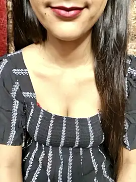 Indian-Aleena online show from October 2025 07:37:01 PM