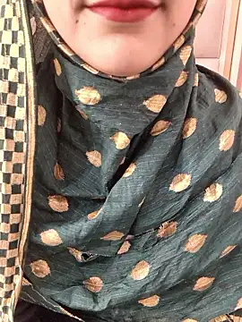 Snapshot of Indian-Aleena chatting on February 2026 05:04:02 AM Indian-Aleena online show from February 2026 05:04:02 AM