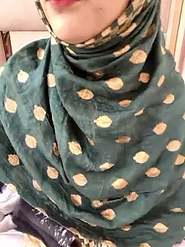 Snapshot of Indian-Aleena chatting on February 2026 05:50:01 AM Indian-Aleena online show from February 2026 05:50:01 AM