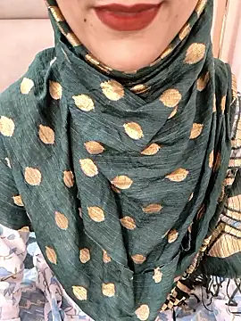 Snapshot of Indian-Aleena chatting on April 2026 06:14:01 AM Indian-Aleena online show from April 2026 06:14:01 AM