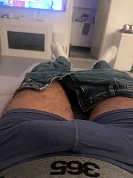 analtake13 online show from October 2025 06:40:01 PM