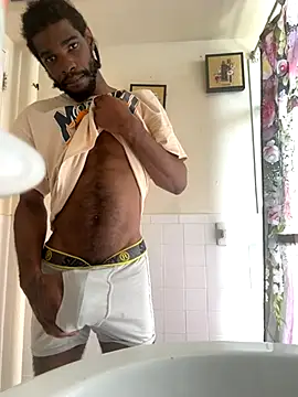 Snapshot of BigBDMari chatting on September 2025 04:33:02 PM BigBDMari online show from September 2025 04:33:02 PM