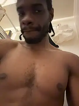 BigBDMari online show from November 2025 10:43:02 PM