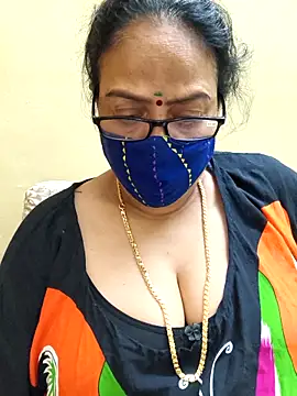 Snapshot of heera-rani chatting on December 2025 03:00:01 PM heera-rani online show from December 2025 03:00:01 PM