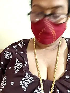 Snapshot of heera-rani chatting on April 2026 07:58:02 AM heera-rani online show from April 2026 07:58:02 AM