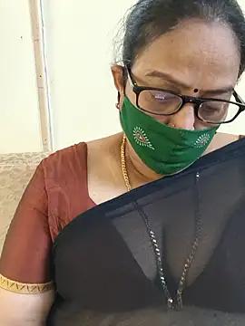 Snapshot of heera-rani chatting on June 2026 04:35:02 AM heera-rani online show from June 2026 04:35:02 AM