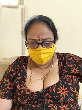Snapshot of heera-rani chatting on July 2026 07:19:02 AM heera-rani online show from July 2026 07:19:02 AM