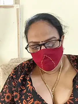 Snapshot of heera-rani chatting on June 2026 09:47:02 AM heera-rani online show from June 2026 09:47:02 AM