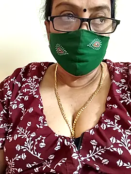 Snapshot of heera-rani chatting on March 2026 08:00:02 AM heera-rani online show from March 2026 08:00:02 AM