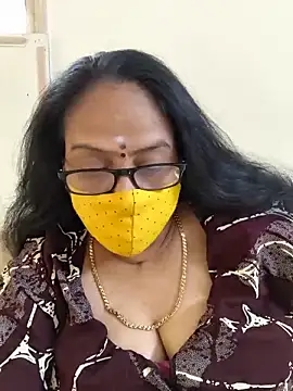 Snapshot of heera-rani chatting on June 2026 04:56:01 AM heera-rani online show from June 2026 04:56:01 AM
