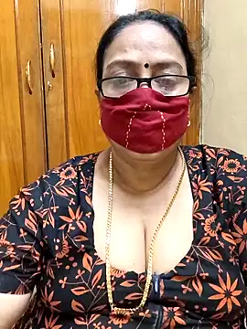 Snapshot of heera-rani chatting on March 2026 01:35:02 PM heera-rani online show from March 2026 01:35:02 PM