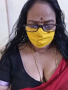 Snapshot of heera-rani chatting on June 2026 05:04:02 AM heera-rani online show from June 2026 05:04:02 AM
