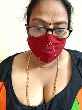 Snapshot of heera-rani chatting on April 2026 07:45:01 AM heera-rani online show from April 2026 07:45:01 AM