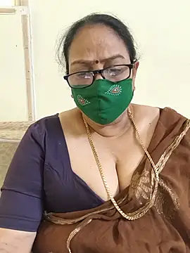 Snapshot of heera-rani chatting on July 2026 06:42:01 AM heera-rani online show from July 2026 06:42:01 AM