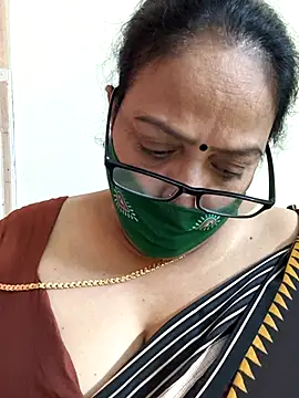 Snapshot of heera-rani chatting on March 2026 05:47:01 AM heera-rani online show from March 2026 05:47:01 AM