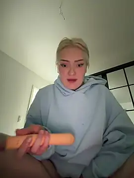 baddestbaabyy online show from May 2026 09:40:02 AM