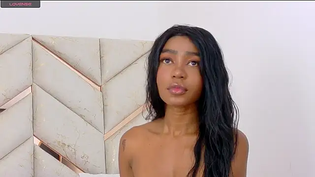 AlanaDoll online show from November 2025 04:43:02 PM