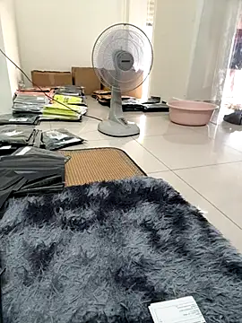Linh linh01 online show from September 2025 08:53:01 AM