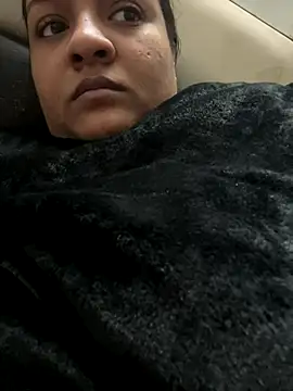 Snapshot of Fantacy69 chatting on December 2025 04:40:02 AM Fantacy69 online show from December 2025 04:40:02 AM