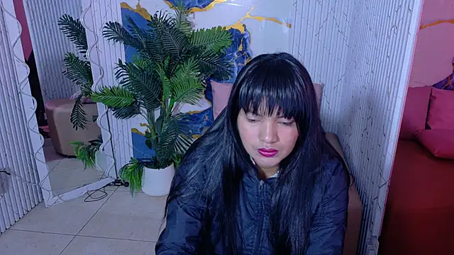 Snapshot of Lexy_tay chatting on June 2026 11:43:02 AM Lexy tay online show from June 2026 11:43:02 AM