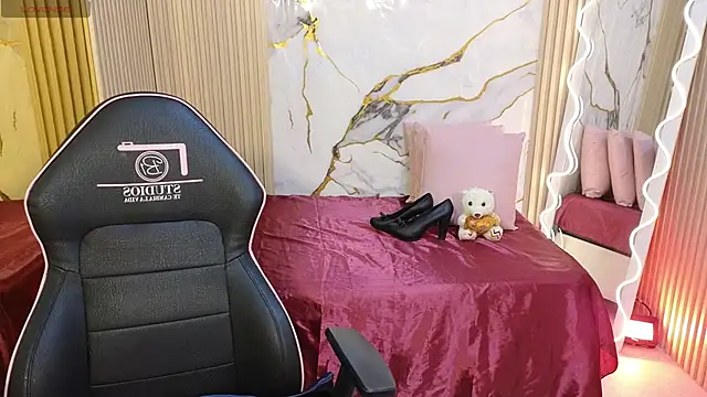 Lexy tay online show from February 2026 12:02:01 PM