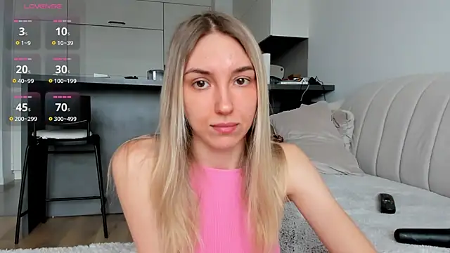 Snapshot of Sunny_Rina_ chatting on February 2026 09:05:02 AM Sunny Rina online show from February 2026 09:05:02 AM